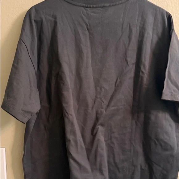 White Fox Boutique Gray Short Sleeve Tee - Picture 5 of 5